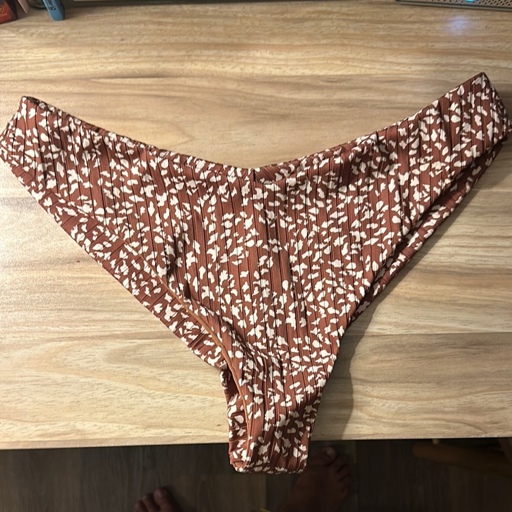 Roxy Brown and White Textured Bikini Bottom
